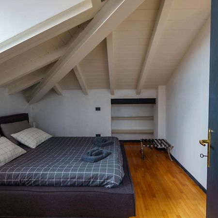 Appartement Mansarda A Due Passi Dal Centro Old2 à Brescia Extérieur photo